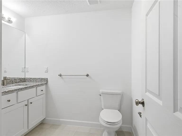 939 19th St #939 — Photo 17