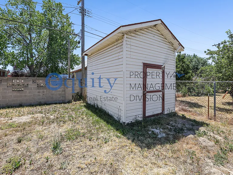 8894 S 540 E — Photo 29