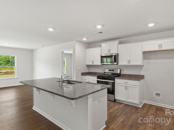 7th image of this home