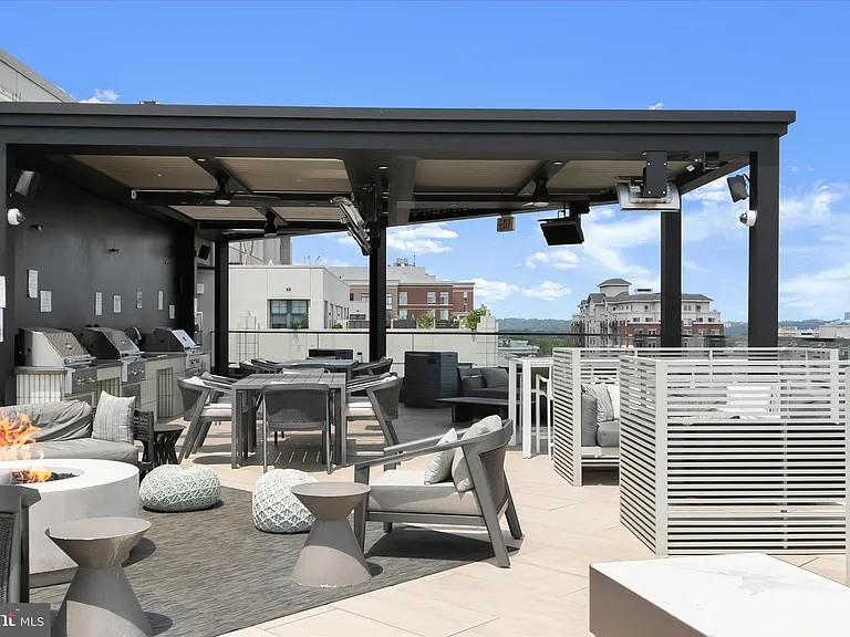 1021 Garfield St #905 — Photo 47