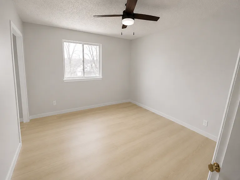 907 Orange Ave — Photo 6