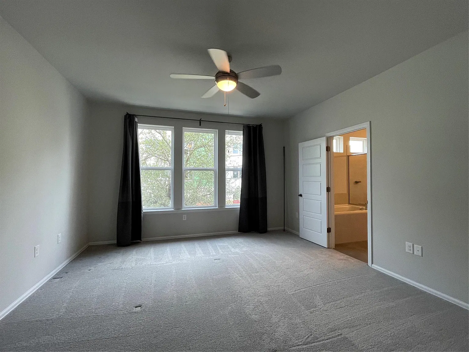 3 bed, 2.5 bath, 1771 sqft, $2,495 — Photo 3