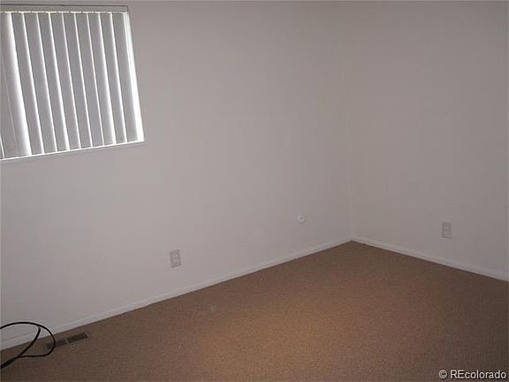 5th image of 1250 S Monaco Street Pkwy APT 21
