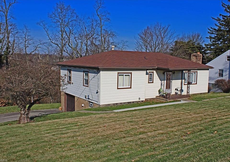 2nd image of 139 Hindman Ln
