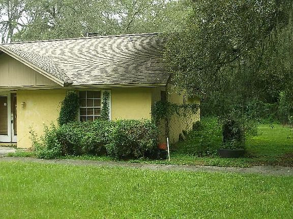 3rd image of 39137 Woodland Dr