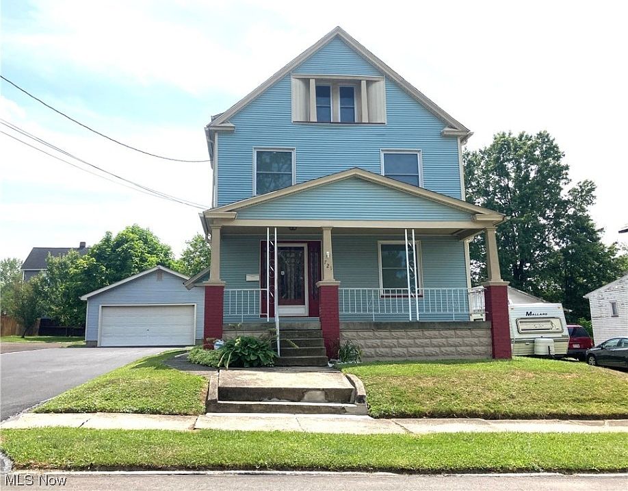 1st image of 721 Fenton St
