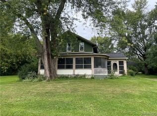 11792 Westwood Rd, Alden, NY 14004