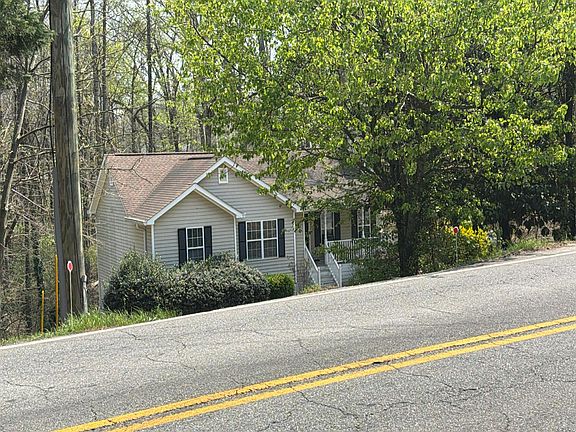 2nd image of 2715 Pilgrim Mill Rd
