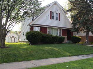 35 Washington Ave, Niles, OH 44446