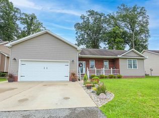 114 Friend Dr, Fairmont, WV 26554