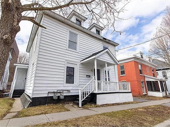 2nd image of 310 Gotham St