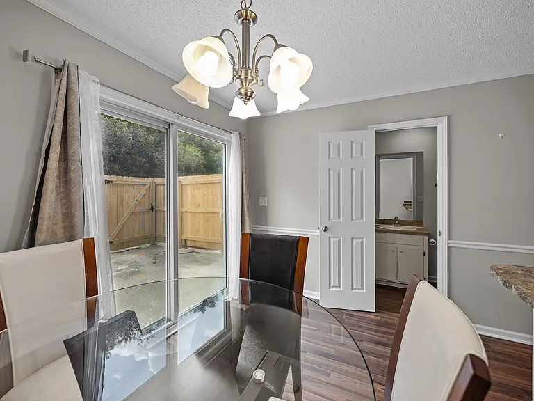 3809 E Vancroft Cir #C — Photo 15