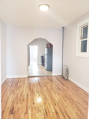 Rented by Signature Property Realty | media 25