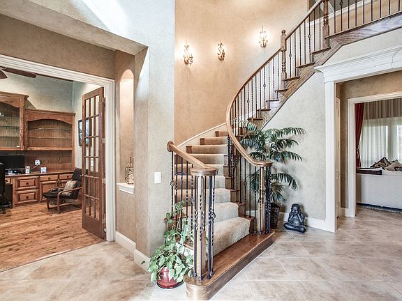 4th image of 12576 Seaton Cir