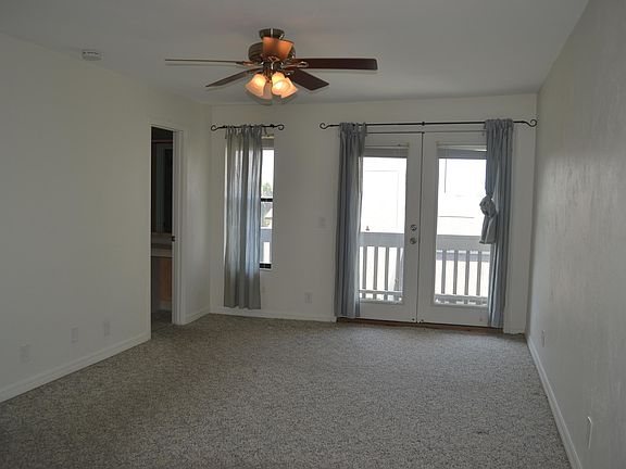5th image of 437 N Halifax Ave #70