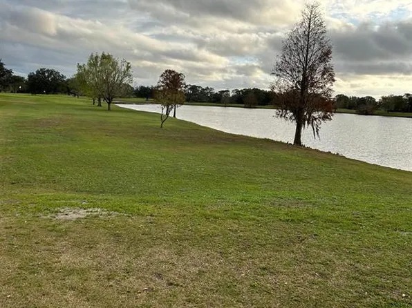 8 Bougainville Dr #21, Indian Lake Estates, FL 33855