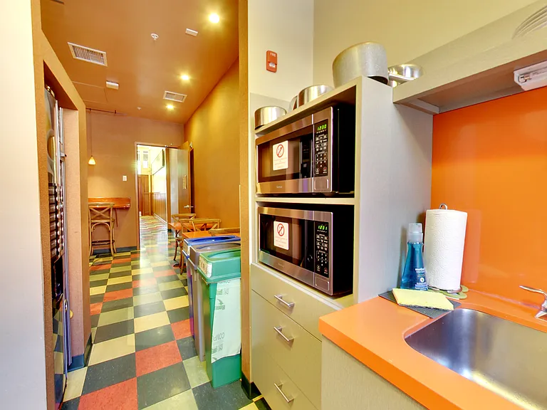 Columbus Residence — Photo 15