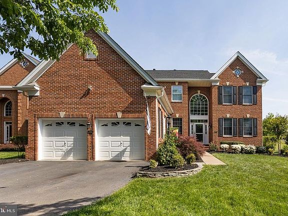 2nd image of 5202 Blossom Hill Dr