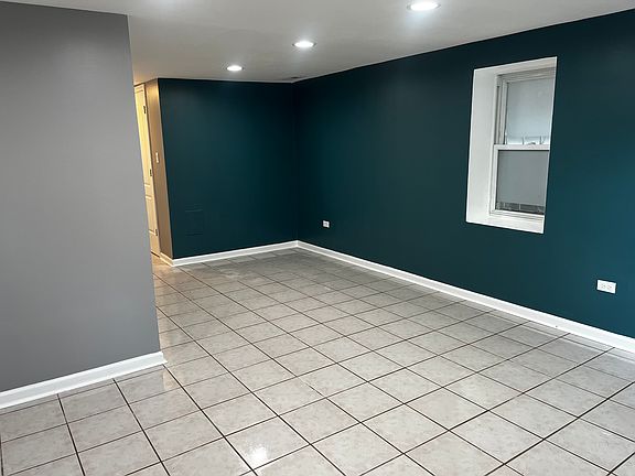 2nd image of 2710 W 23rd St