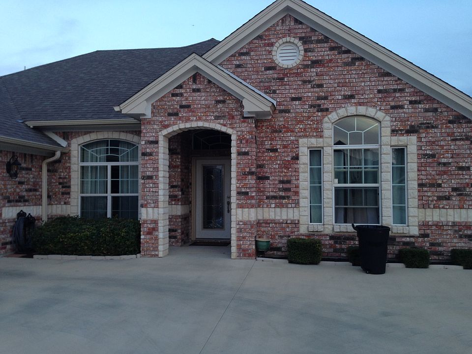 1st image of 2526 Leatherwood Dr