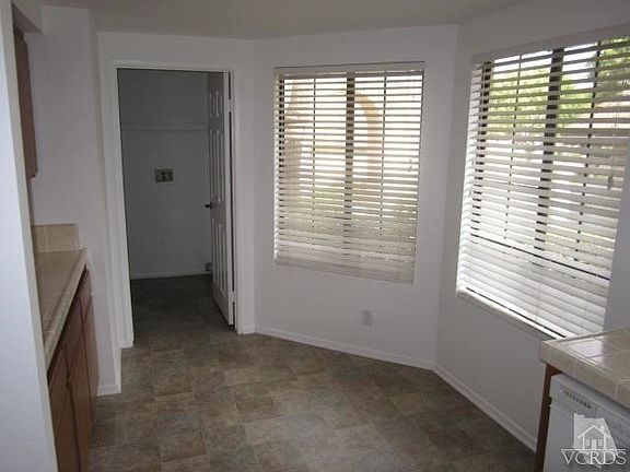 5th image of 249 Estancia Pl