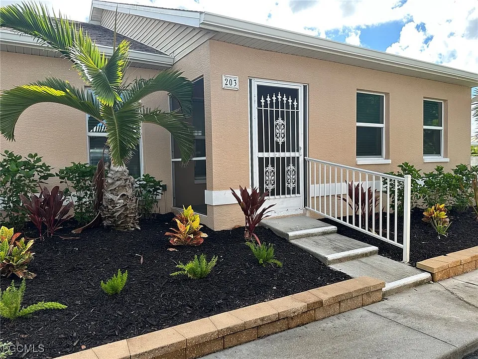 16821 Sanibel Sunset Ct #203