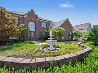 3037 Walnut Ridge Dr, Ann Arbor, MI 48103
