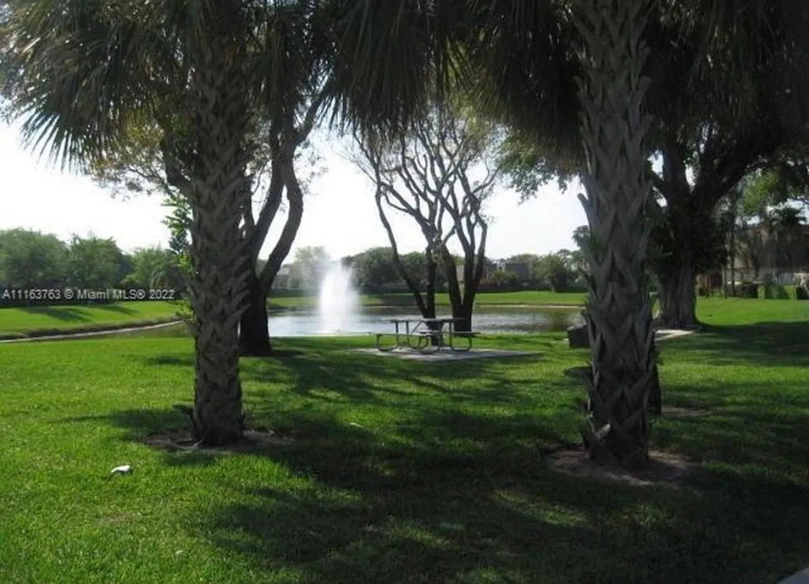 2 bed, 2.5 bath, 1236 sqft, $2,575 — Photo 4