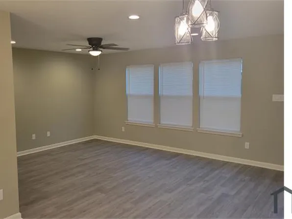 7968 Fowlie St #1, Houston, TX 77028