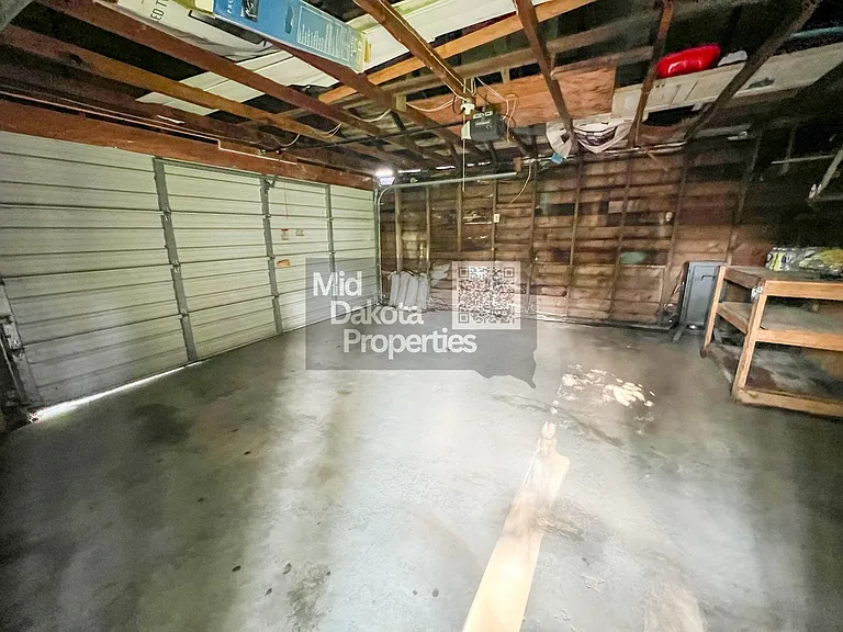 605 W 10th Ave — Photo 19