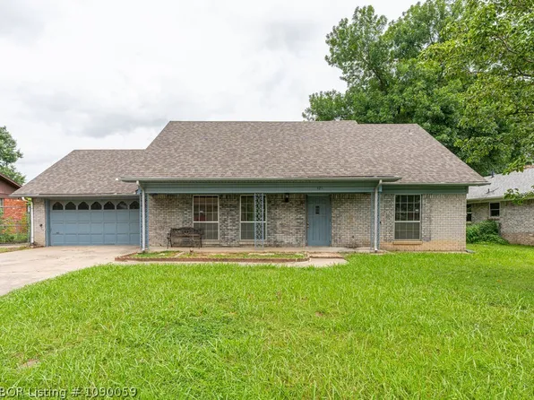 4211 Royal Oak Dr, Fort Smith, AR 72904