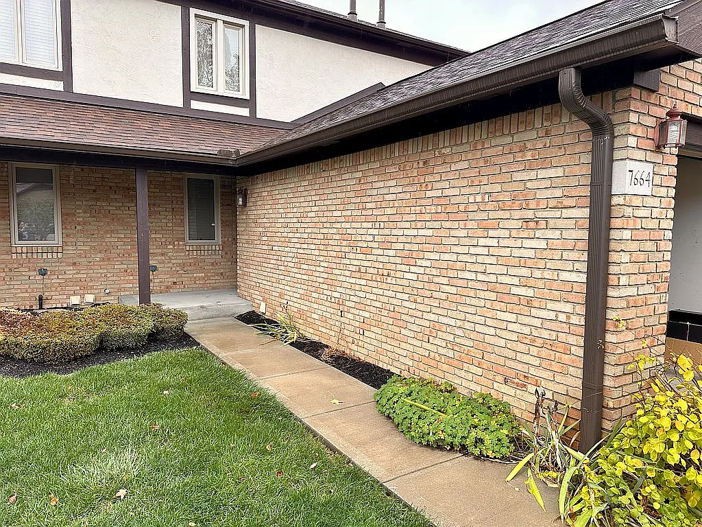 7664 Key Deer Dr photo 1