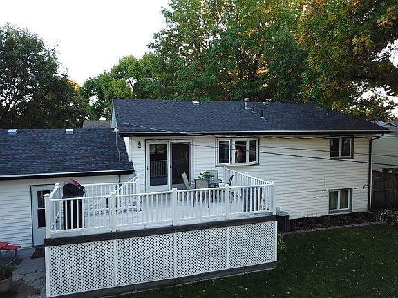 3rd image of 1115 William Ave