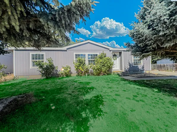 2312 S Dennis St, Kennewick, WA 99337