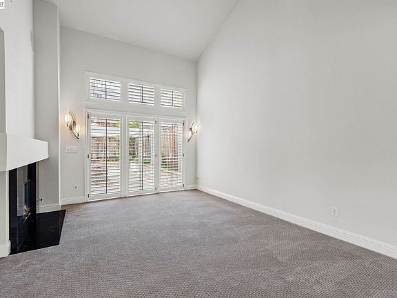 5th image of 143 Shelterwood Ln