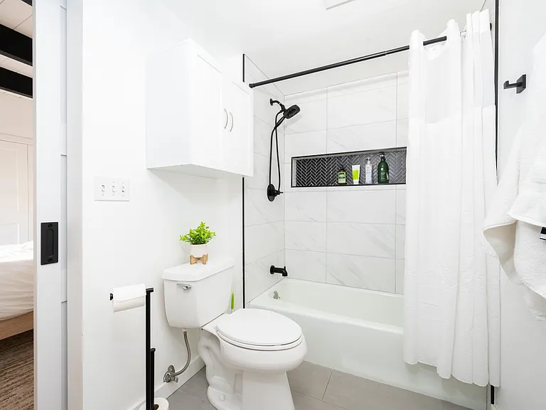14 Chalet Ct — Photo 36