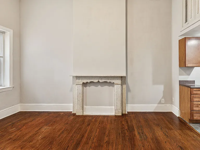 1931 Chestnut St #2M — Photo 14