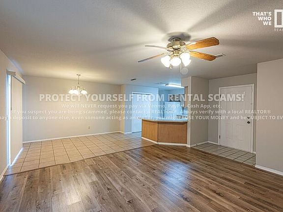 4th image of 1927 N Caton Dr