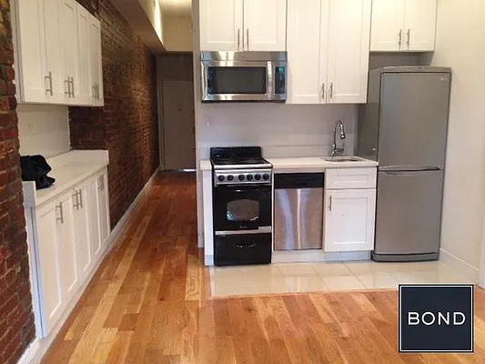 Rented by Bond New York | media 6