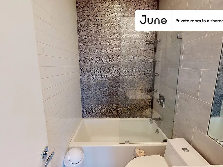 444 Franklin Ave #A — Photo 9