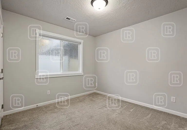 17020 E Knox Ln — Photo 16