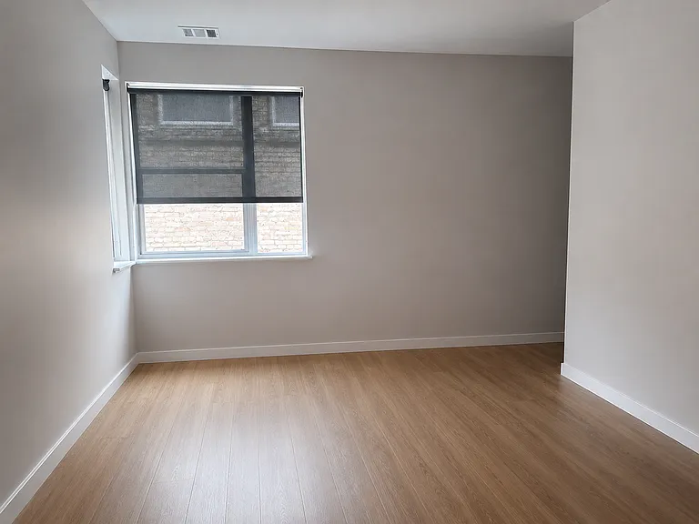 323 Demers Ave — Photo 9