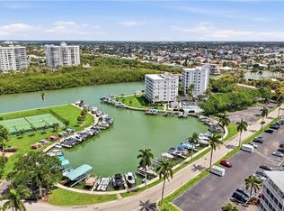 3 Bluebill AVE #205, NAPLES, FL 34108