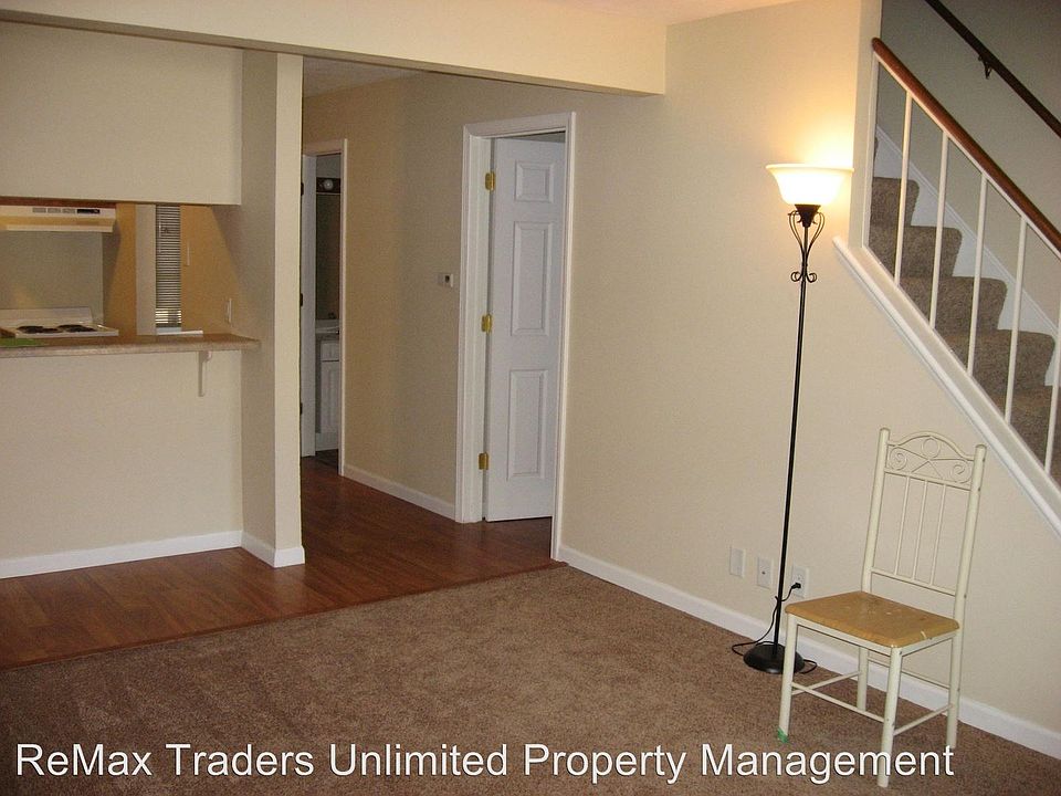 1028 Florence Ave, Pekin, IL 61554 Zillow