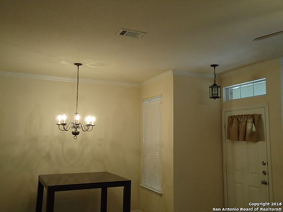 5th image of 2612 Grayson Way