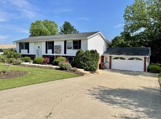 148 Beal Rd, Athens, OH 45701