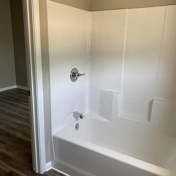 4245 Meyers Ln — Photo 4