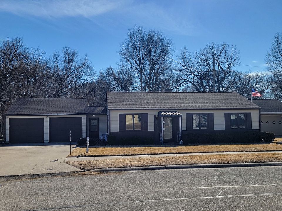 1st image of 3618 15th Avenue Ct