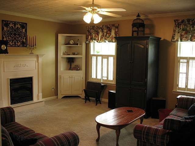 1st image of 2537 Alisha Ave