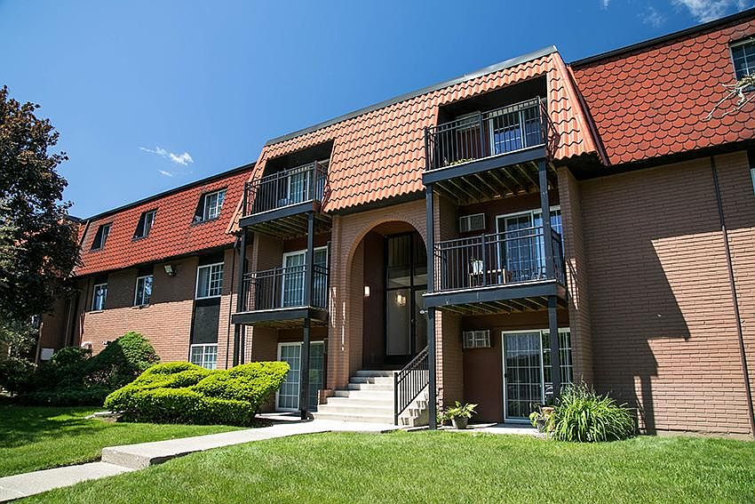 1st image of 2911 Bynan Dr #302